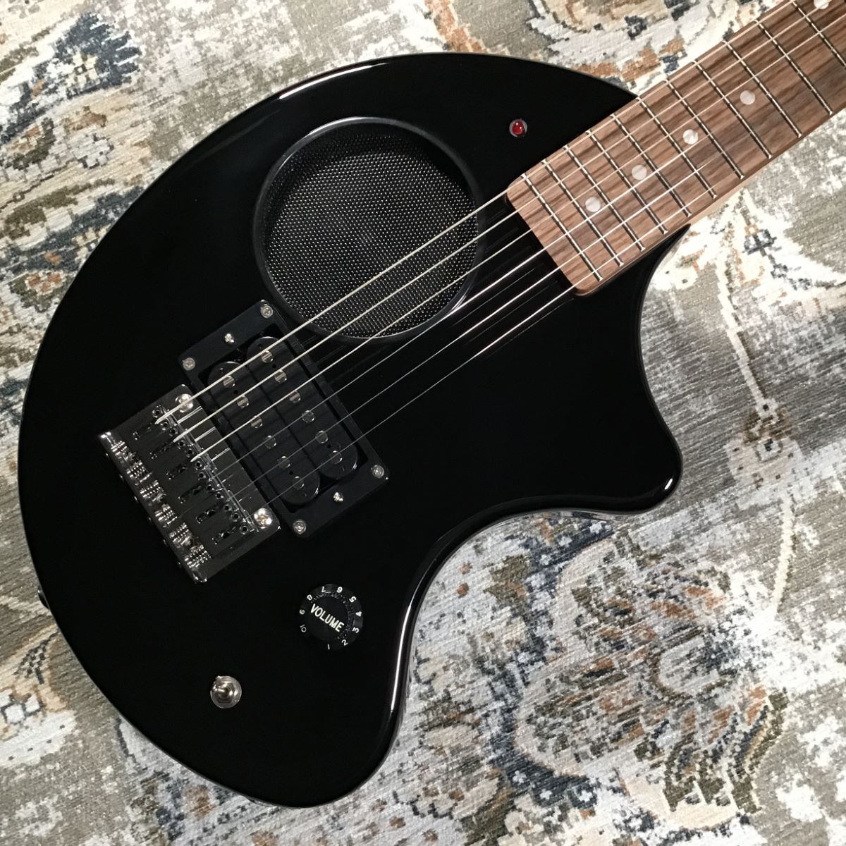 FERNANDES ZO-3 BLK スピーカー内蔵ミニエレキギター ブラック（新品