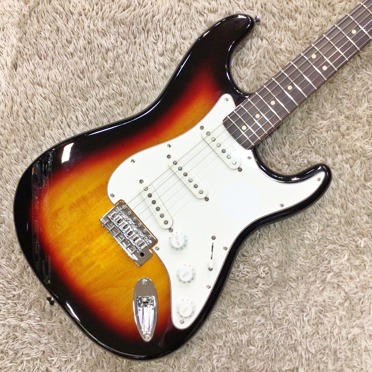 Squier Vintage Modified Stratocaster VBL - ギター