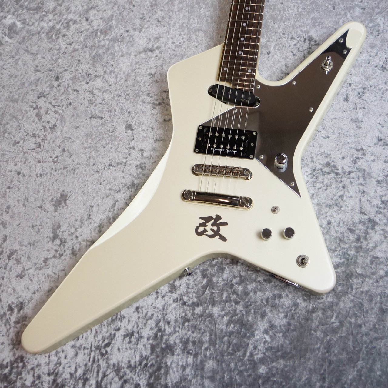 EDWARDS E-CS-130 REBEL（中古）【楽器検索デジマート】