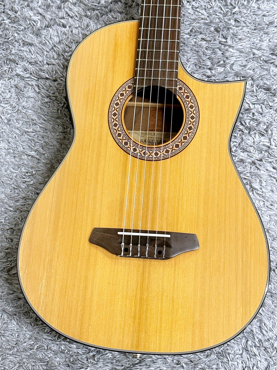 国産 K.Yairi RCE-T03 エレガット クラシックギター ヤイリ 
