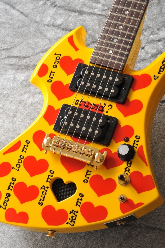 当日出荷FERNANDES Yellow HEART Jr. hide MODEL ミニエレキギター 器 ジャンクS6426150 フェルナンデス