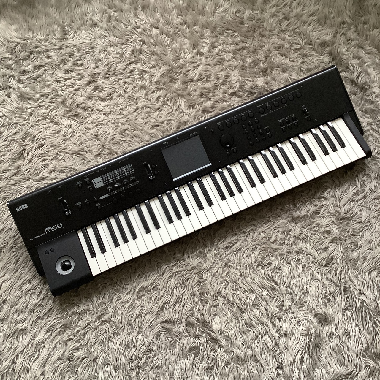 オンラインストア本物 KORG 動作品 ソフトケース付き 61鍵盤 M50 電子キーボード 鍵盤楽器