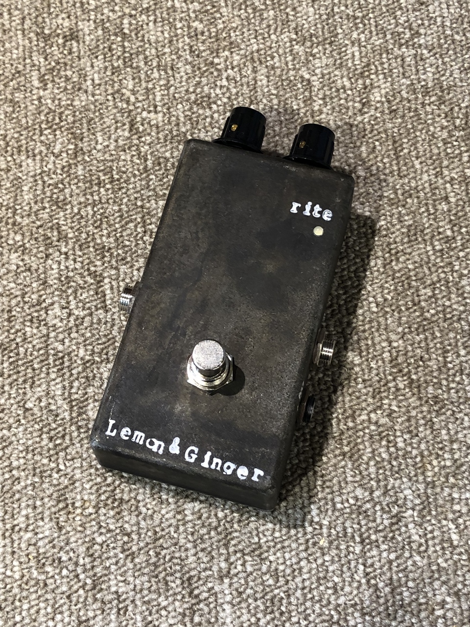 値下げ！使用感なし！美品！Lemon \u0026 Ginger rite fuzz