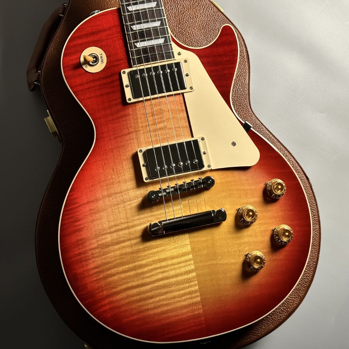 正規店仕入GIBSON　ギブソン　レスポールカスタム　レプリカ　メーカー不明 ギブソン