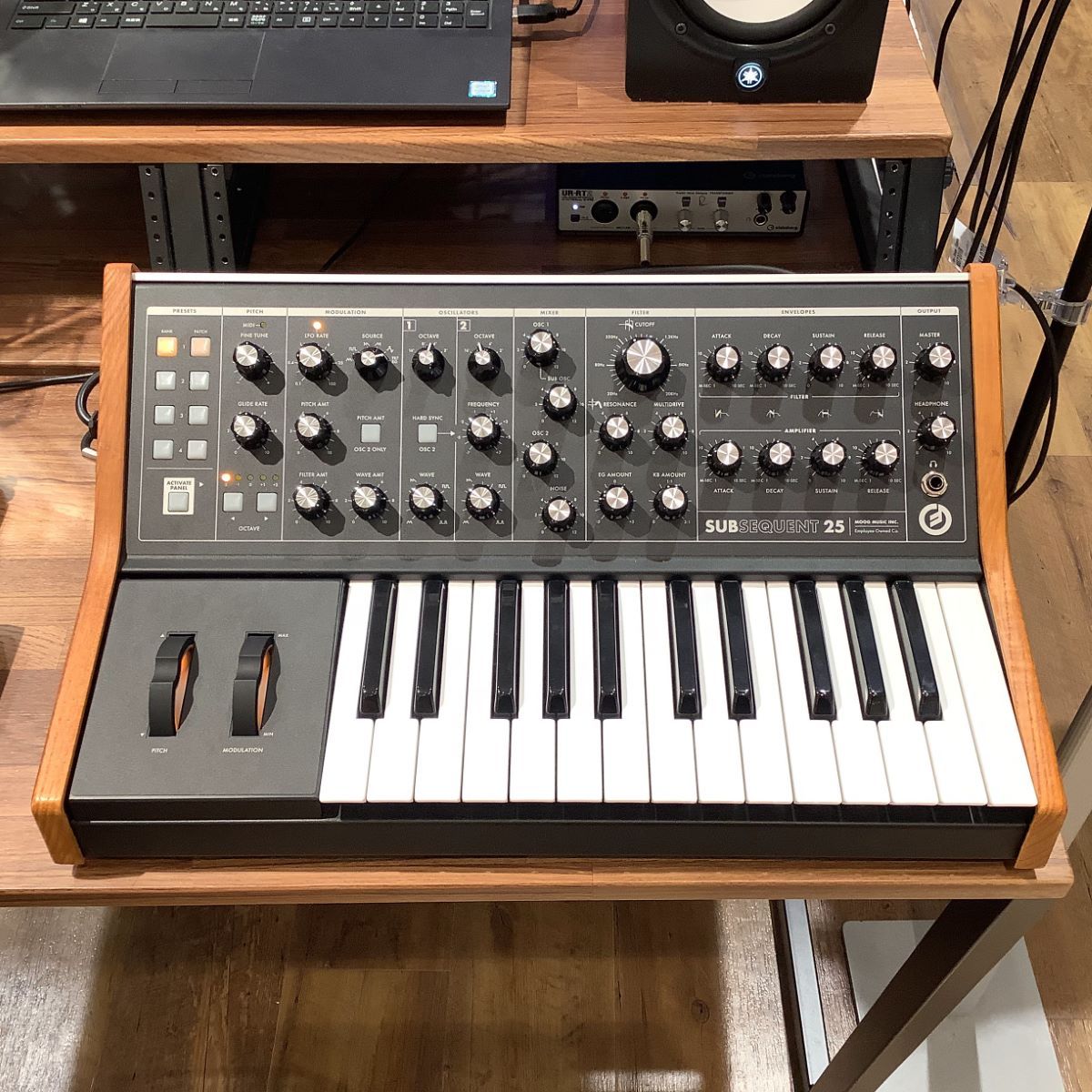 Moog Subsequent 25 パラフォニックアナログシンセサイザー 25鍵盤