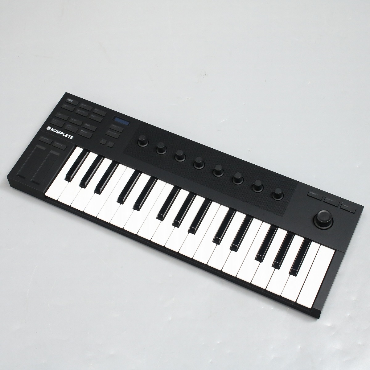 キーボード KOMPLETE KONTROL M32-