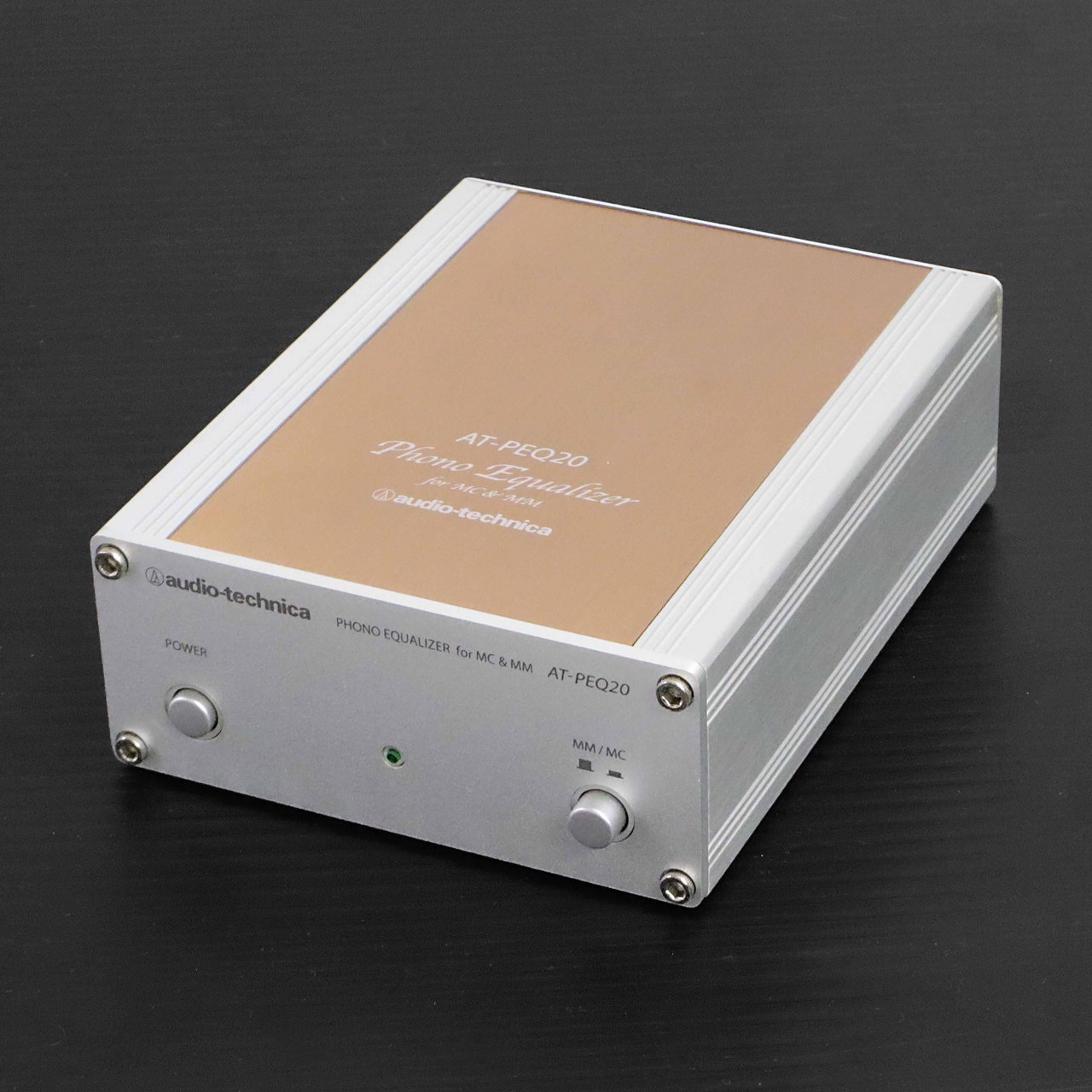 AT-PEQ20 MM/MC型カートリッジ対応高音質フォノイコライザー。