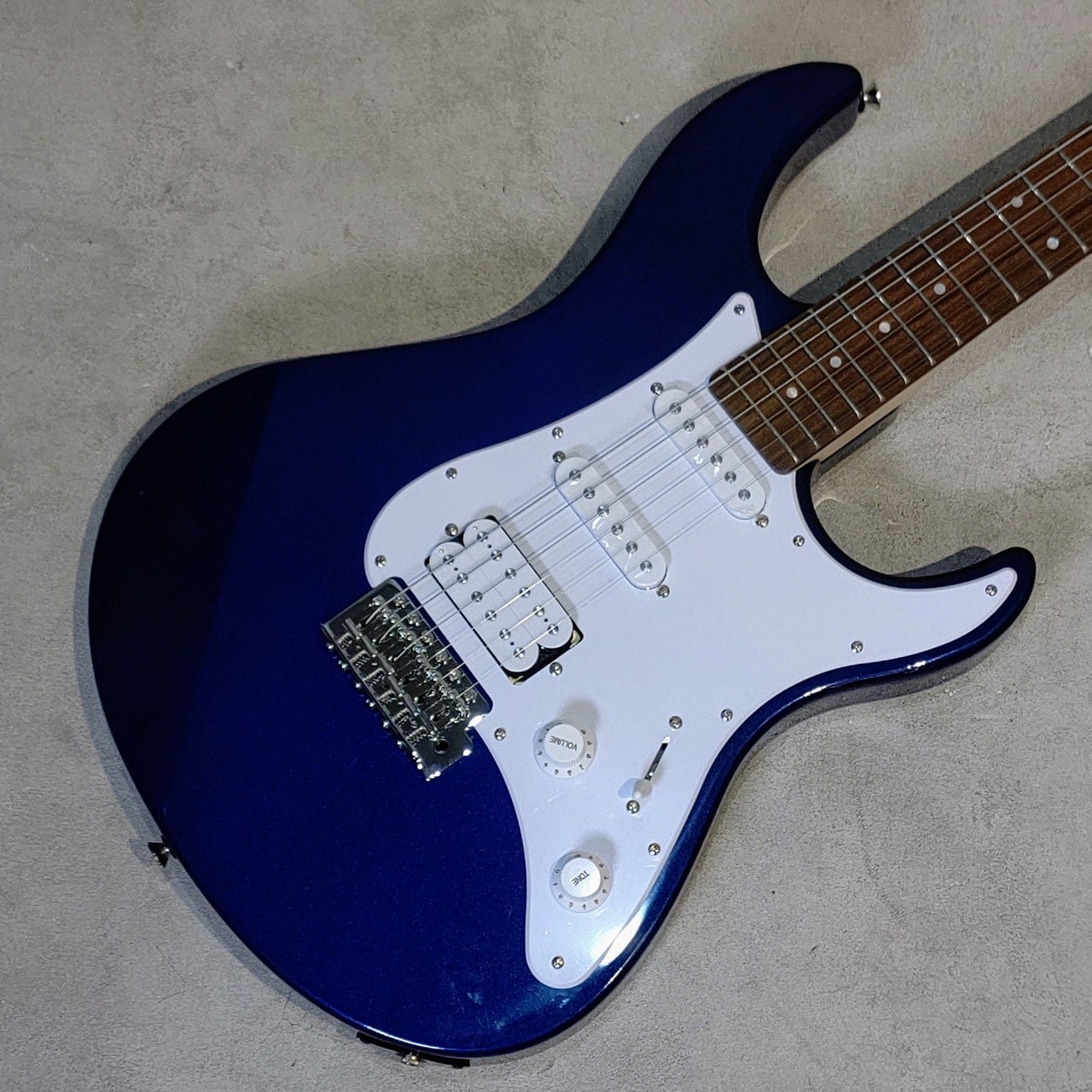 YAMAHA PACIFICA PAC012（中古/送料無料）【楽器検索デジマート】