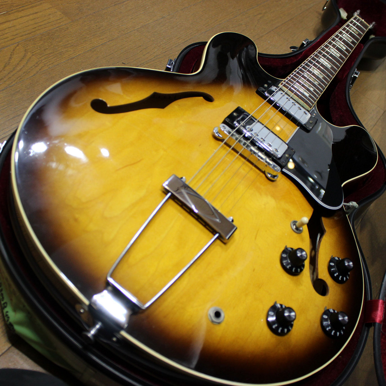 Gibson ES-335TD マホガニーネック ブロックインレイ サンバースト