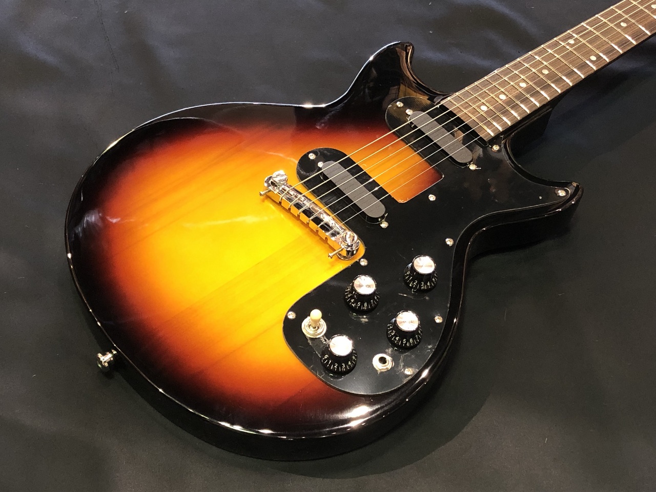 レキベース Kaalena KA-JB 3Tone Sunburst エレキベース サンバースト