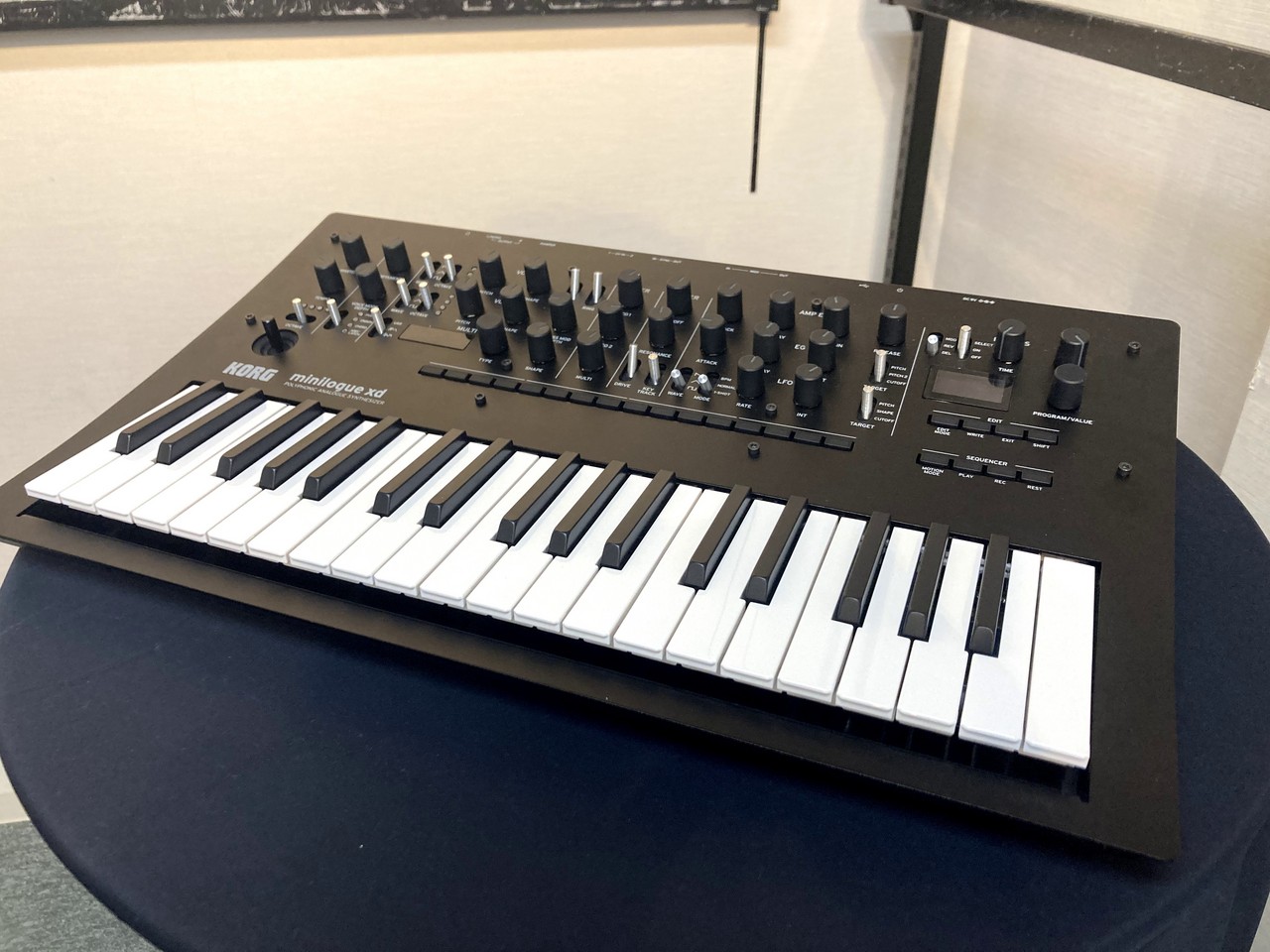 メーカー公式店 こんにちは様専用 KORG Minilogue PB 限定カラーソフト