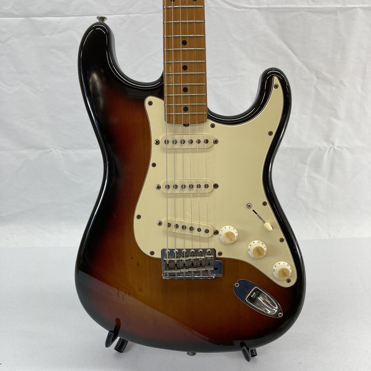 Fender Japan ST62-85 Maple Neck 3Tone Sunburst JVシリアル 1983年