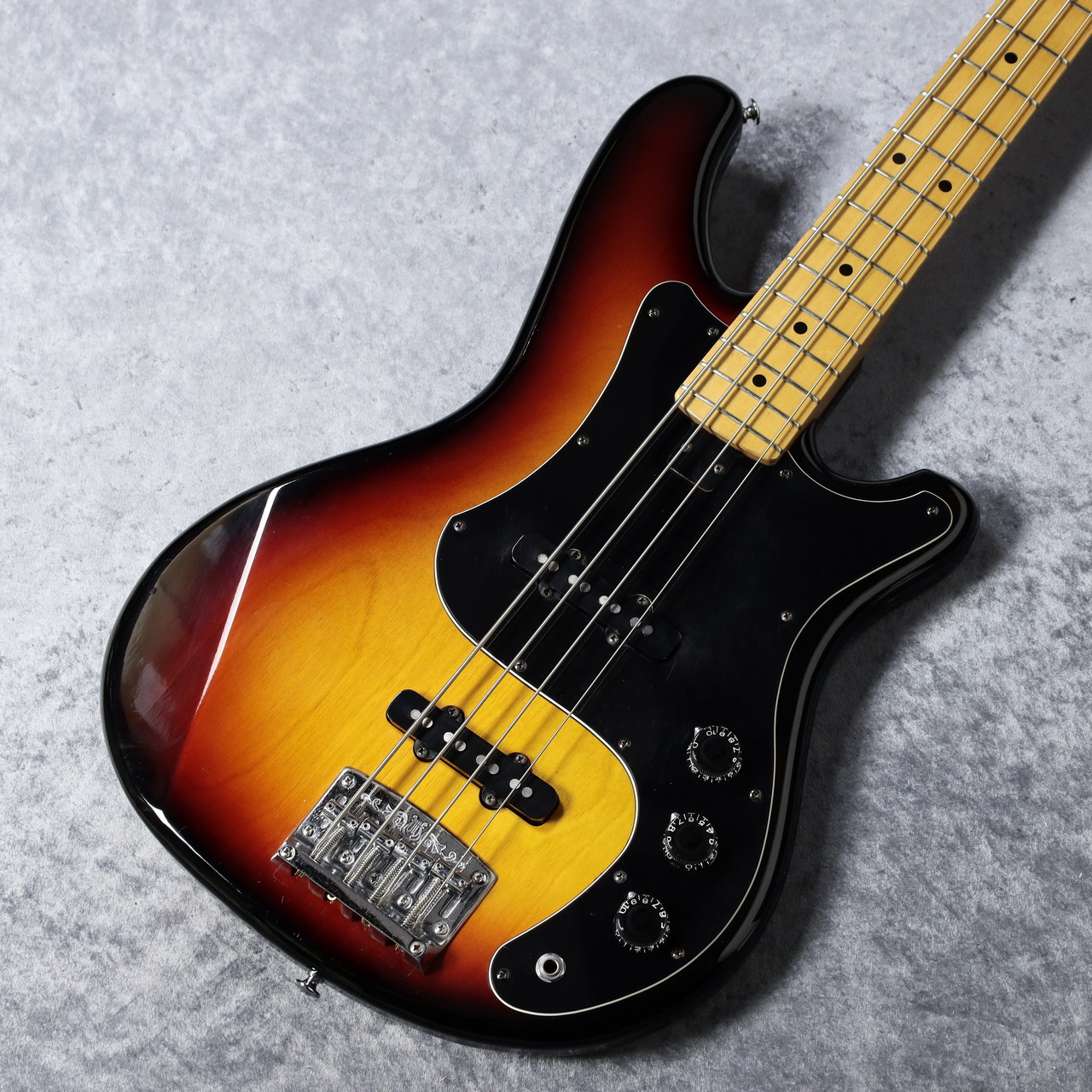 YAMAHA SB-600 -Sunberst-【約4.75kg】（中古）【楽器検索デジマート】