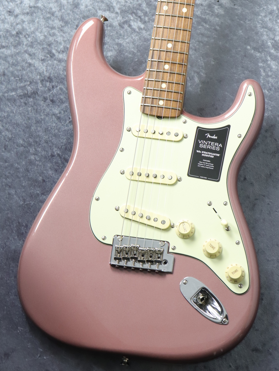 かわいい! さらに値下げ!Fender ストラトキャスター ‘60s Vintera - エレキギター