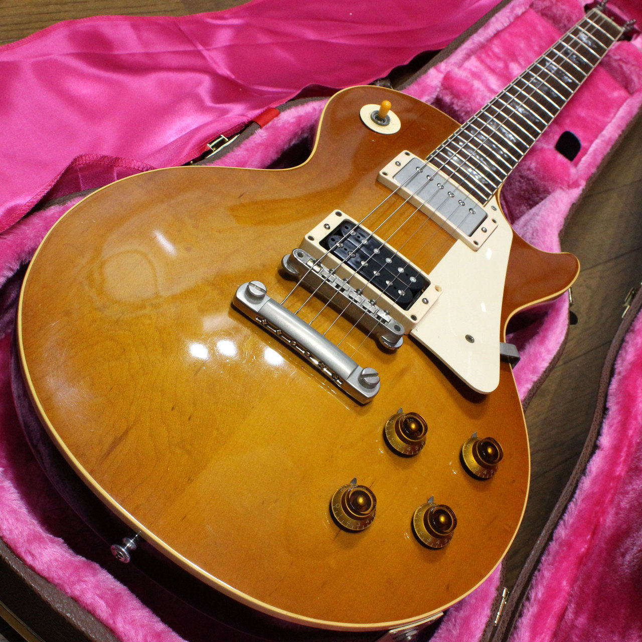 Gibson Les Paul STANDARD Conversion SunBurst 1968年製です ...