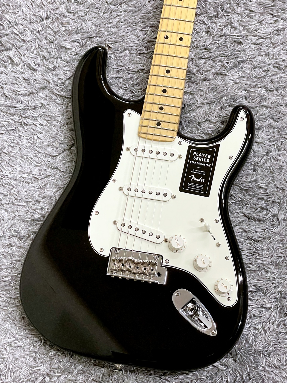 すぐったレディース福袋 Fender Player Stratocaster Maple