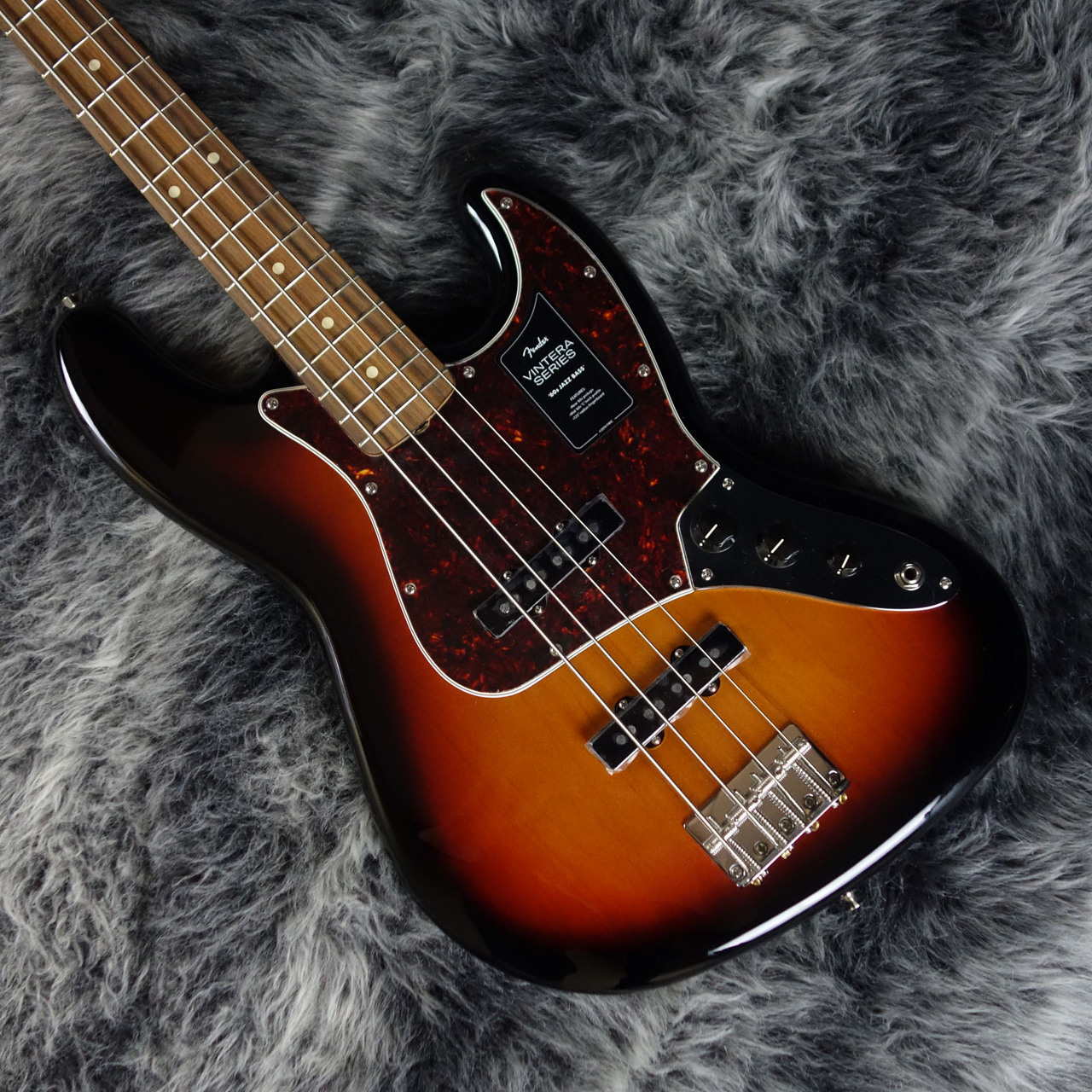 Fender Vintera '60s Jazz Bass 3-Color Sunburst （新品/送料無料）【楽器検索デジマート】