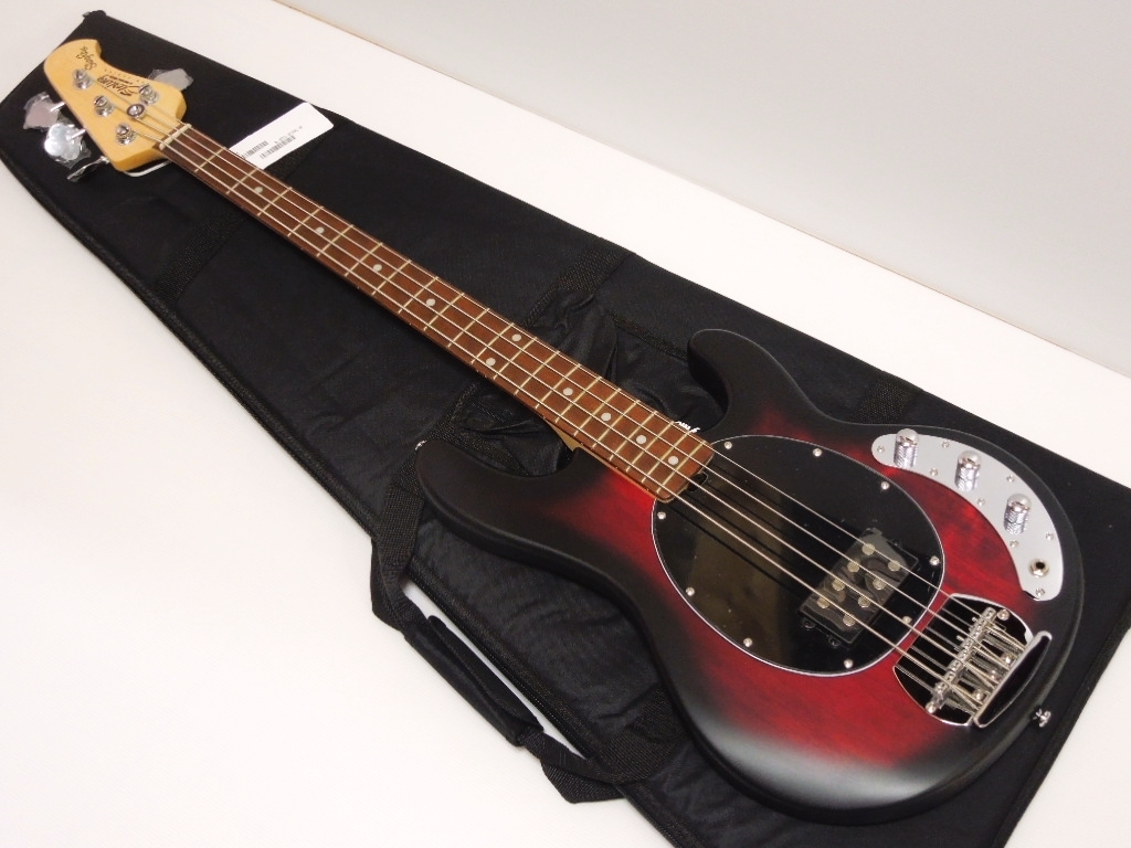 MUSIC MAN StingRay4 USA製　ハードケース付 Classic StingRay 4 | Basses | Ernie Ball Music Man