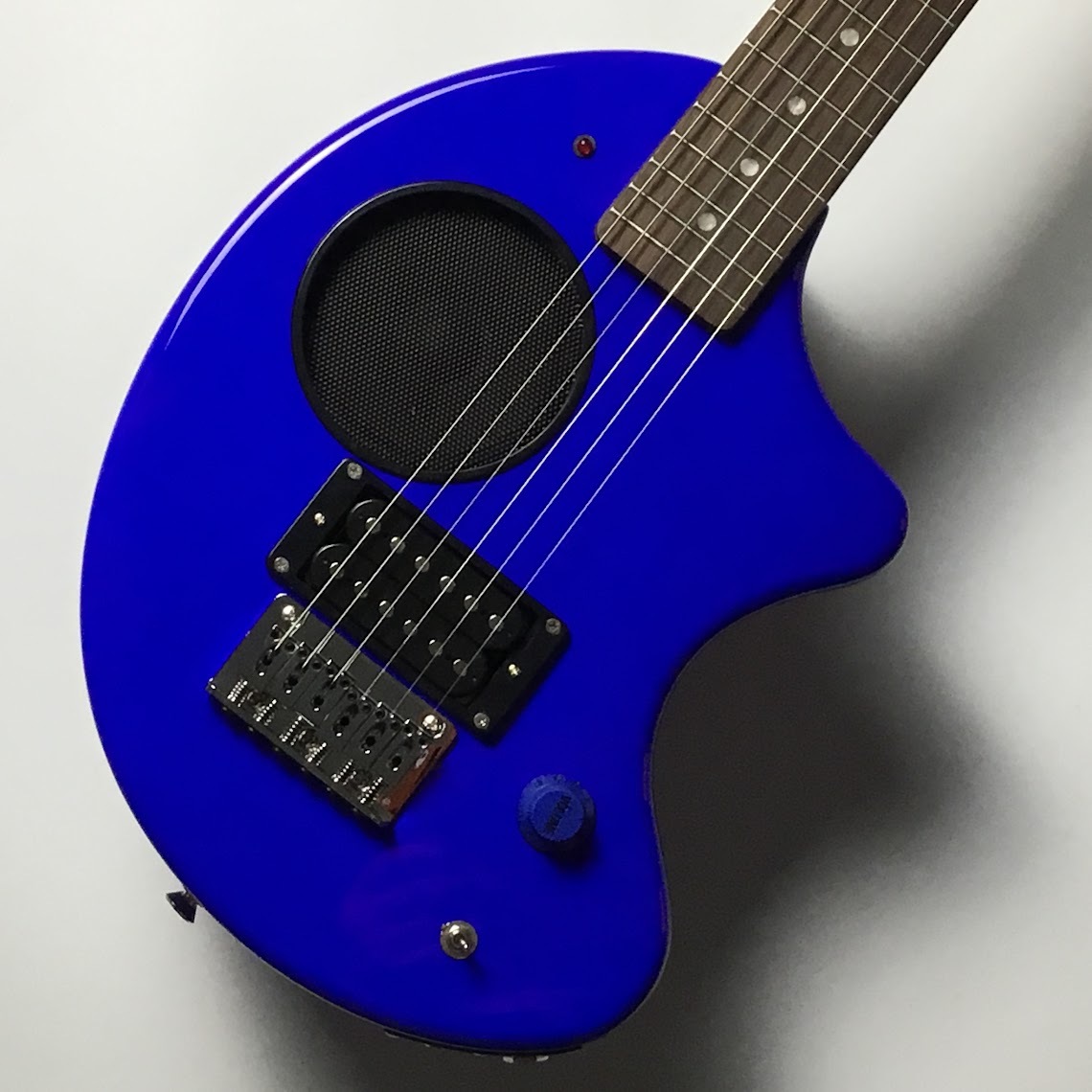 FERNANDES ZO-3 BLUE スピーカー内蔵ミニエレキギター ブルー ソフト