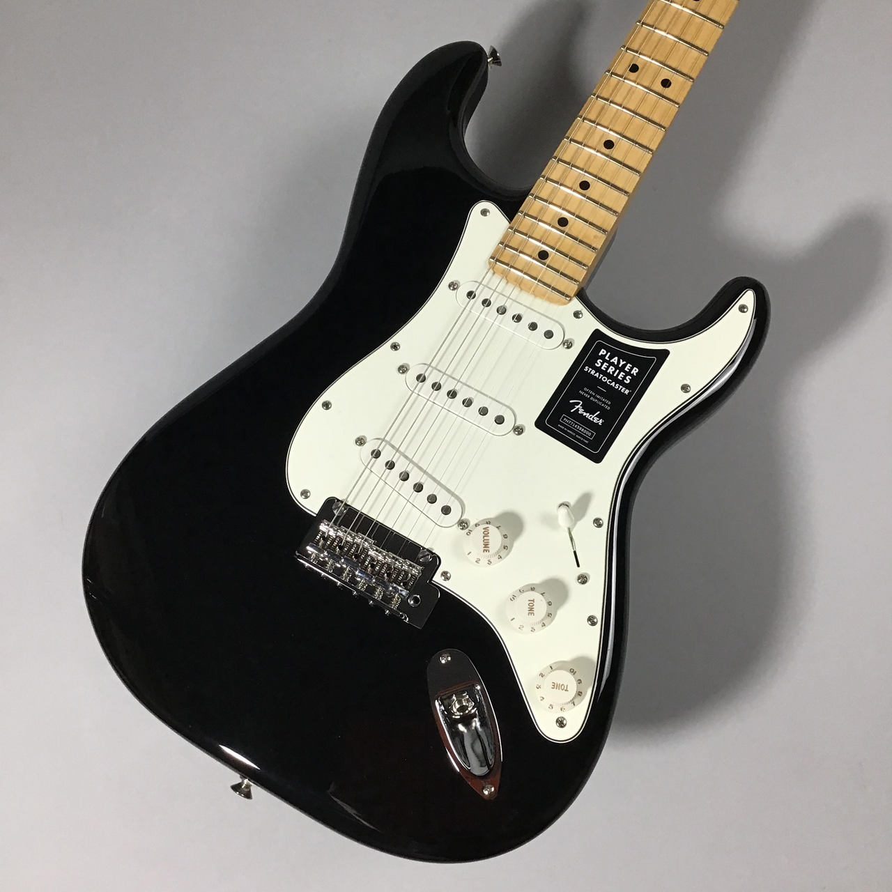 Fender エレキギター Player Stratocaster?, Maple Fingerboard, Black