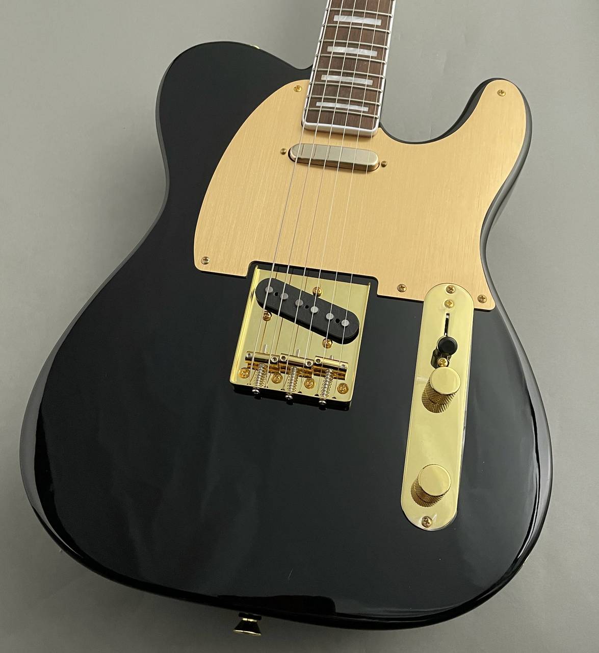 Squier by Fender 40TH ANNIVERSARY TELECASTER -GOLD EDITION- Black ...
