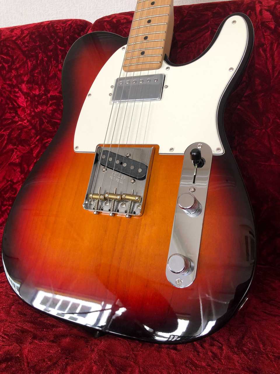 Fender American Performer Telecaster HUM MN/3TSB【イオンモール大和