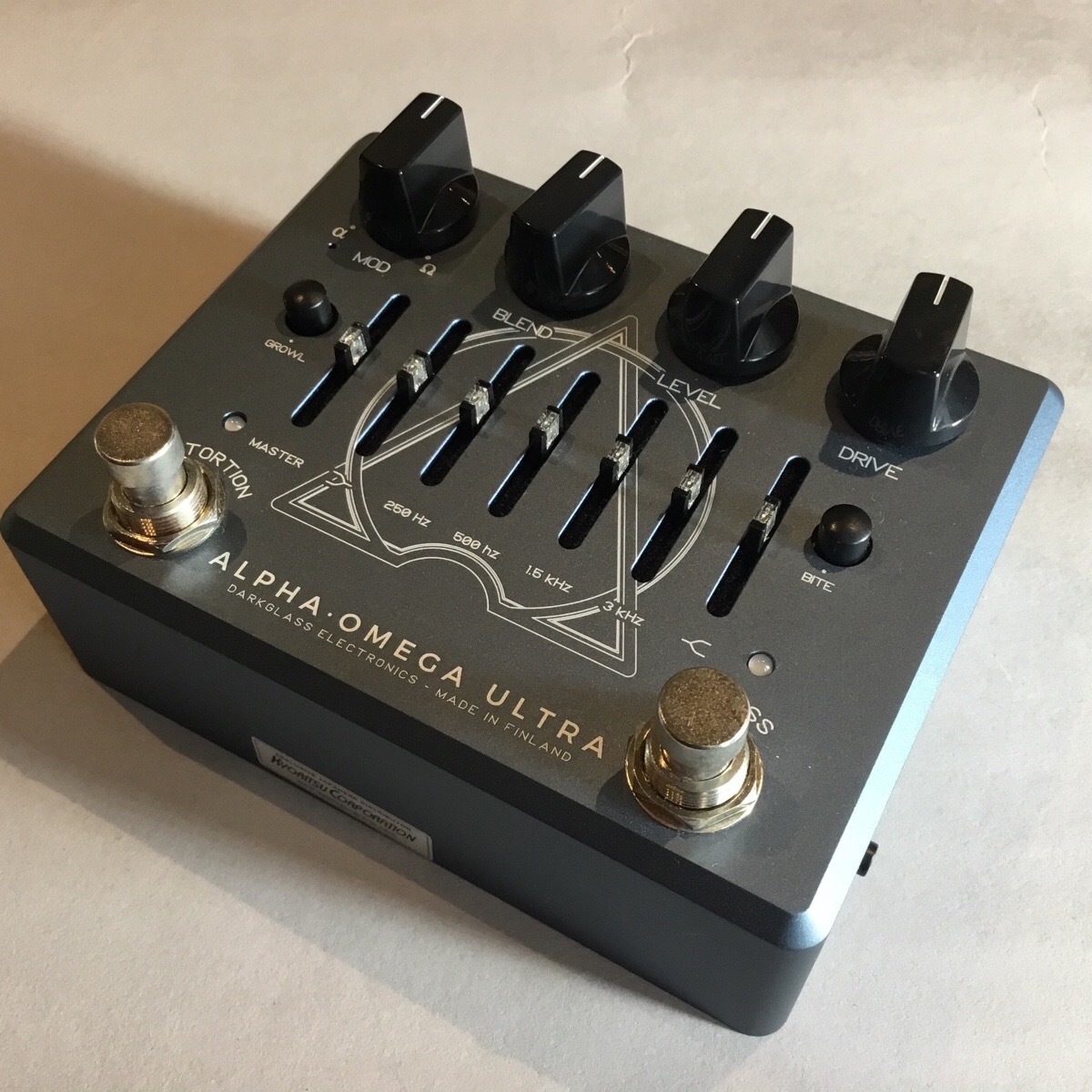 Darkglass Electronics AlphaOmegaUltraV2AUX コンパクトエフェクター