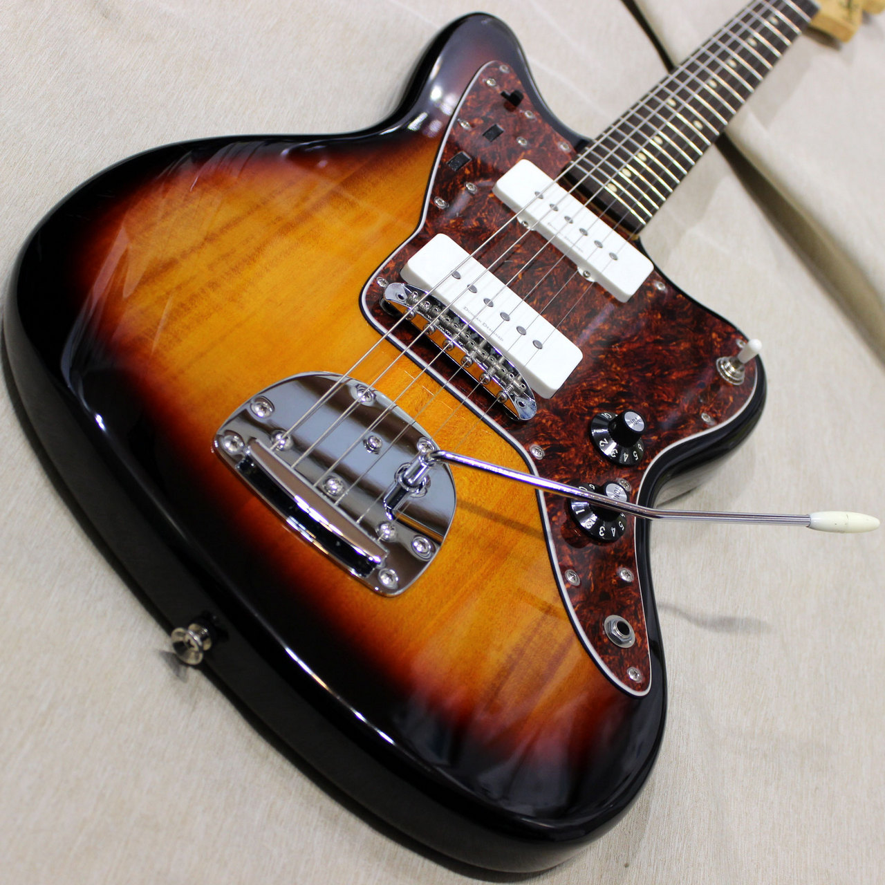 squier by Fender jazzmaster mod ジャズマスター-connectedremag.com