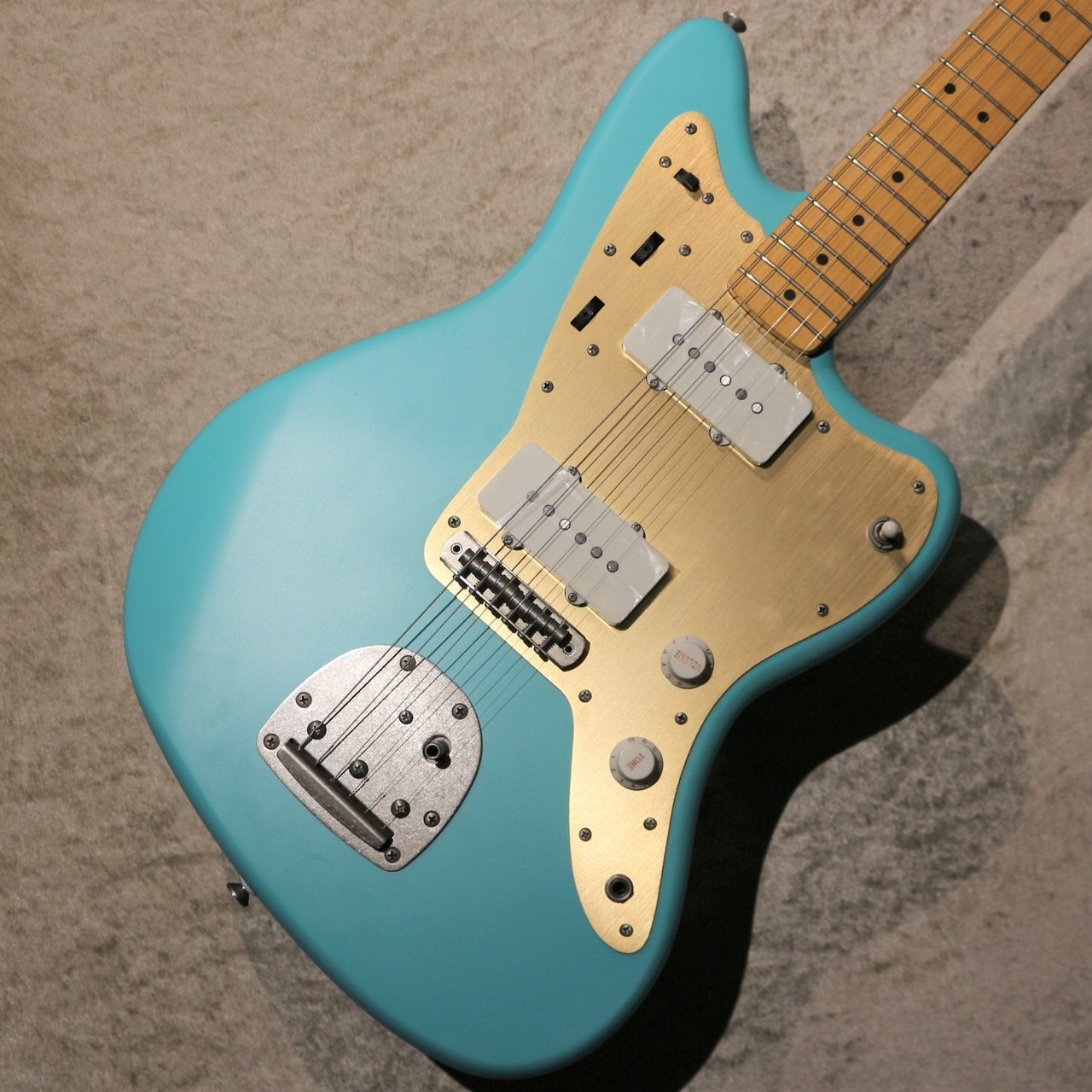 Squier】JAZZMASTERボディ & アノダイズドピックガード-