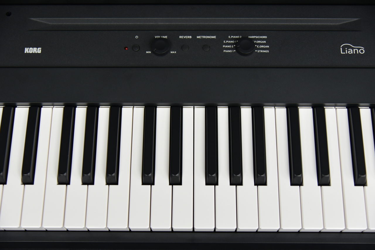 KORG Liano L1SP BK キーボードスタンド・ペダル付き（B級特価）【楽器