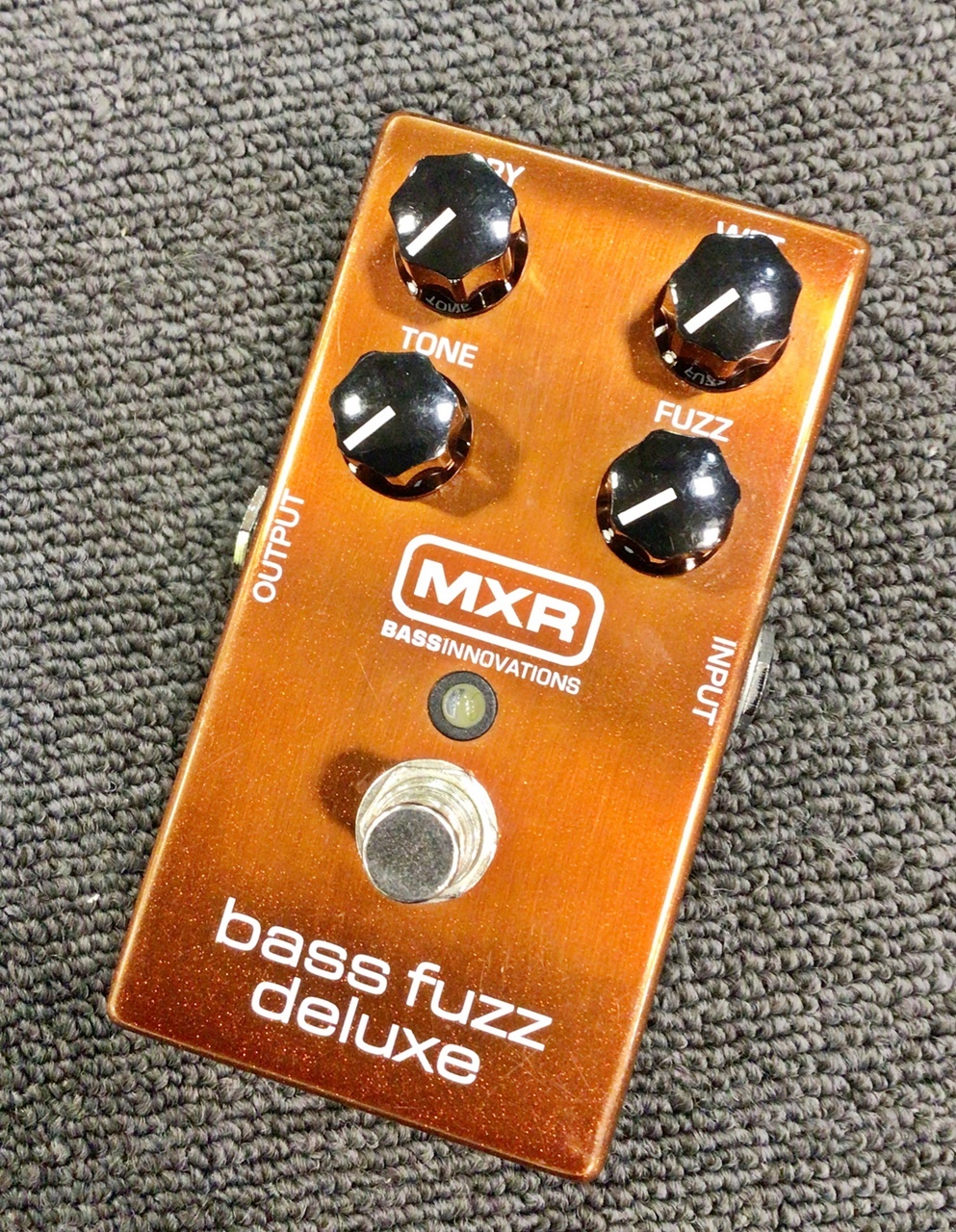 販売卸値 【中古】(未使用・未開封品) MXR M84 BASS FUZZ DELUXE