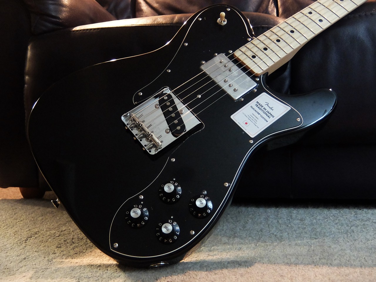 Fender MIJ Made in Japan Traditional 70´s Telecaster Custom Black