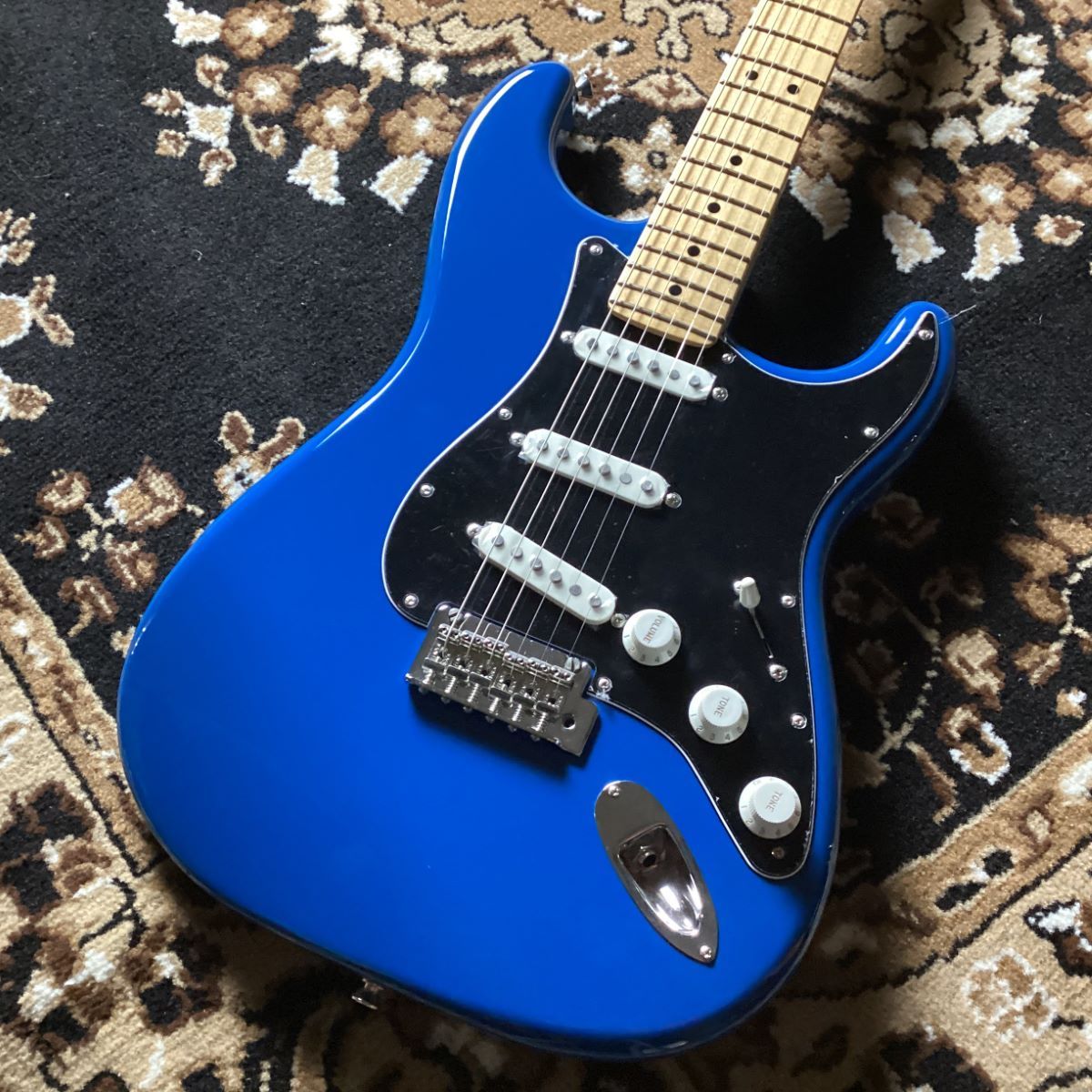 Fender Japan エレキギター ネイビー - beautifulbooze.com