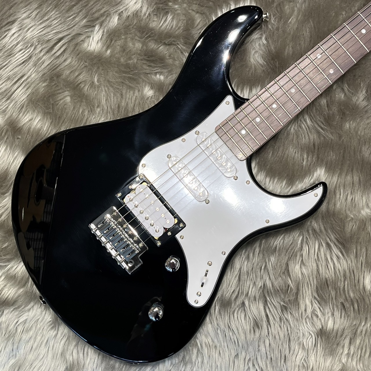 商談中)YAMAHA パシフィカ PAC112