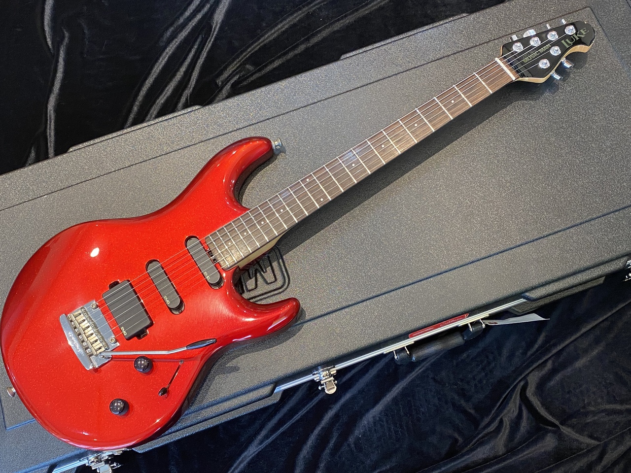 送関込 希少美品 MUSIC MAN LUKE2 White Pearl