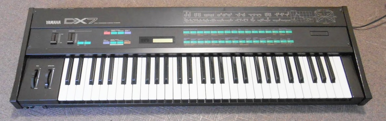 YAMAHA DX7（中古）【楽器検索デジマート】