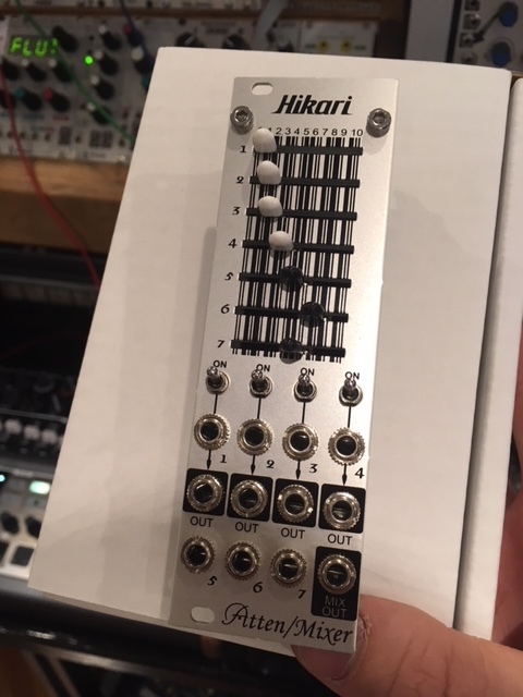 Hikari Instruments Atten/Mixer モジュラー | concept-sol.com