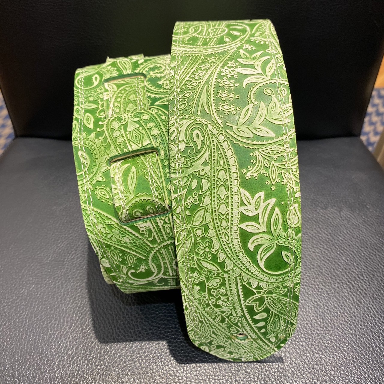 Grande Uomo G Premium Paisley Vintage Lime Green