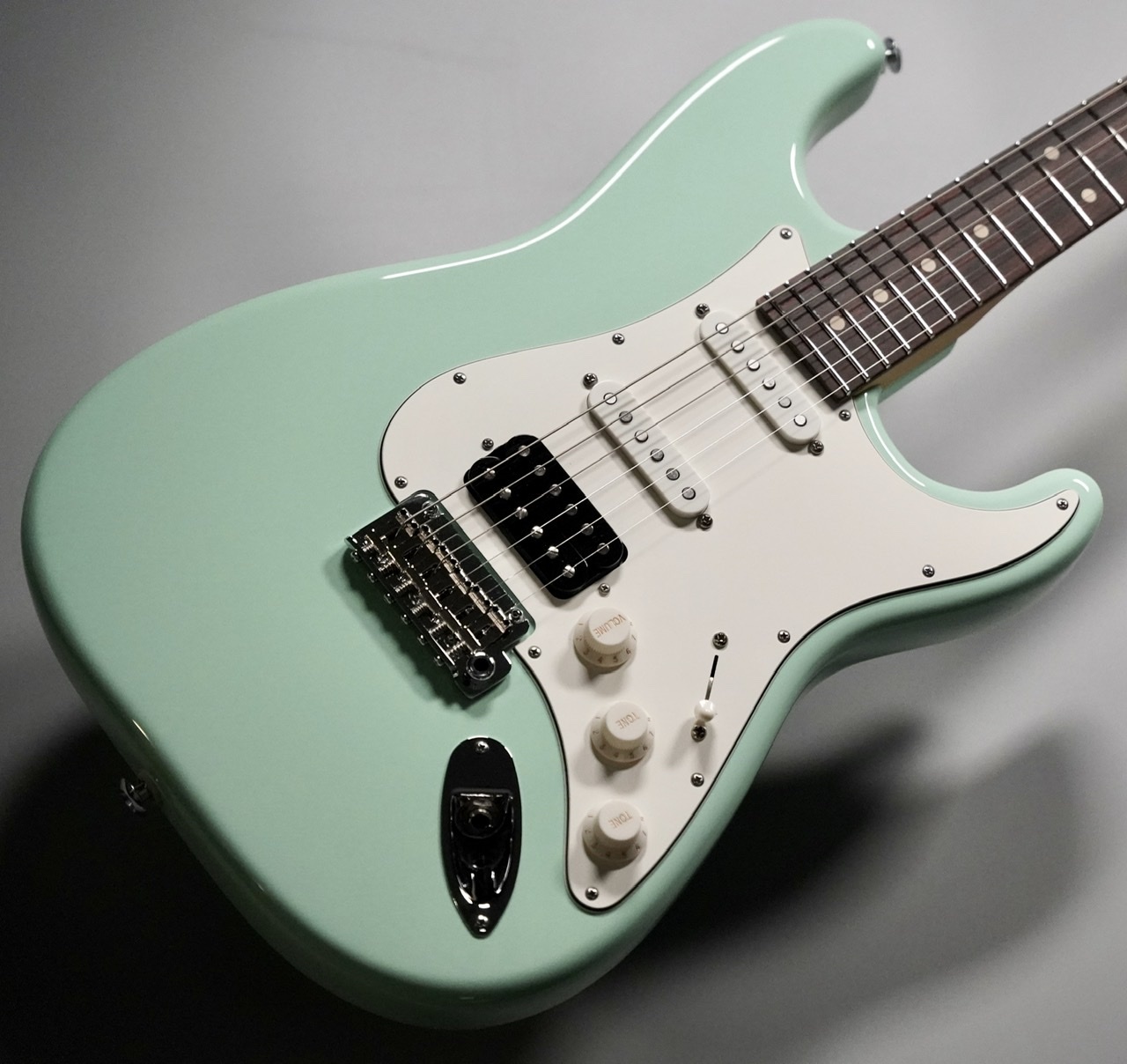 Suhr(正規輸入品) CLASSIC S SSH/Indian Rosewood FB/Surf Green