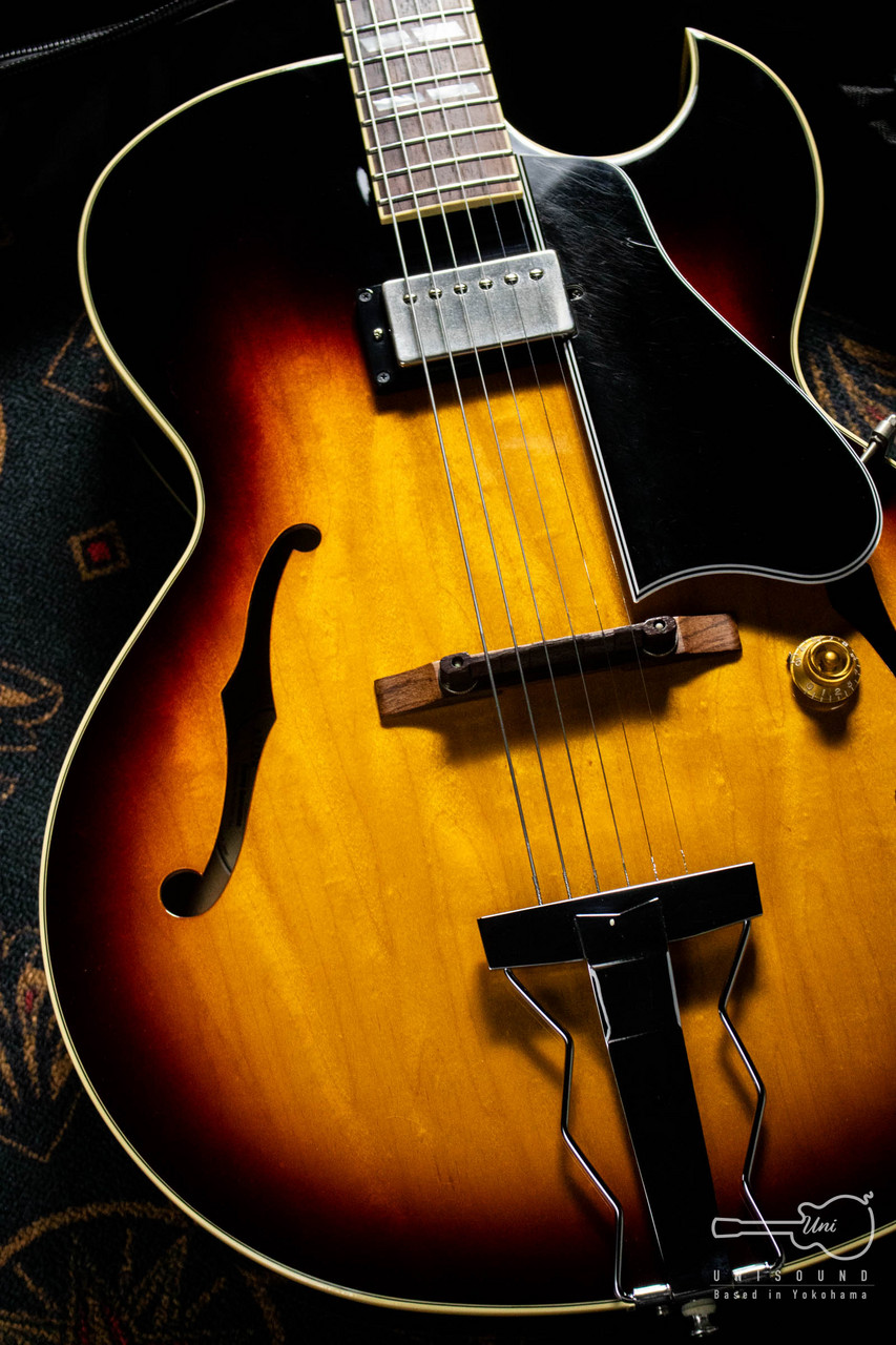 Archtop Tribute AT102 - エレキギター