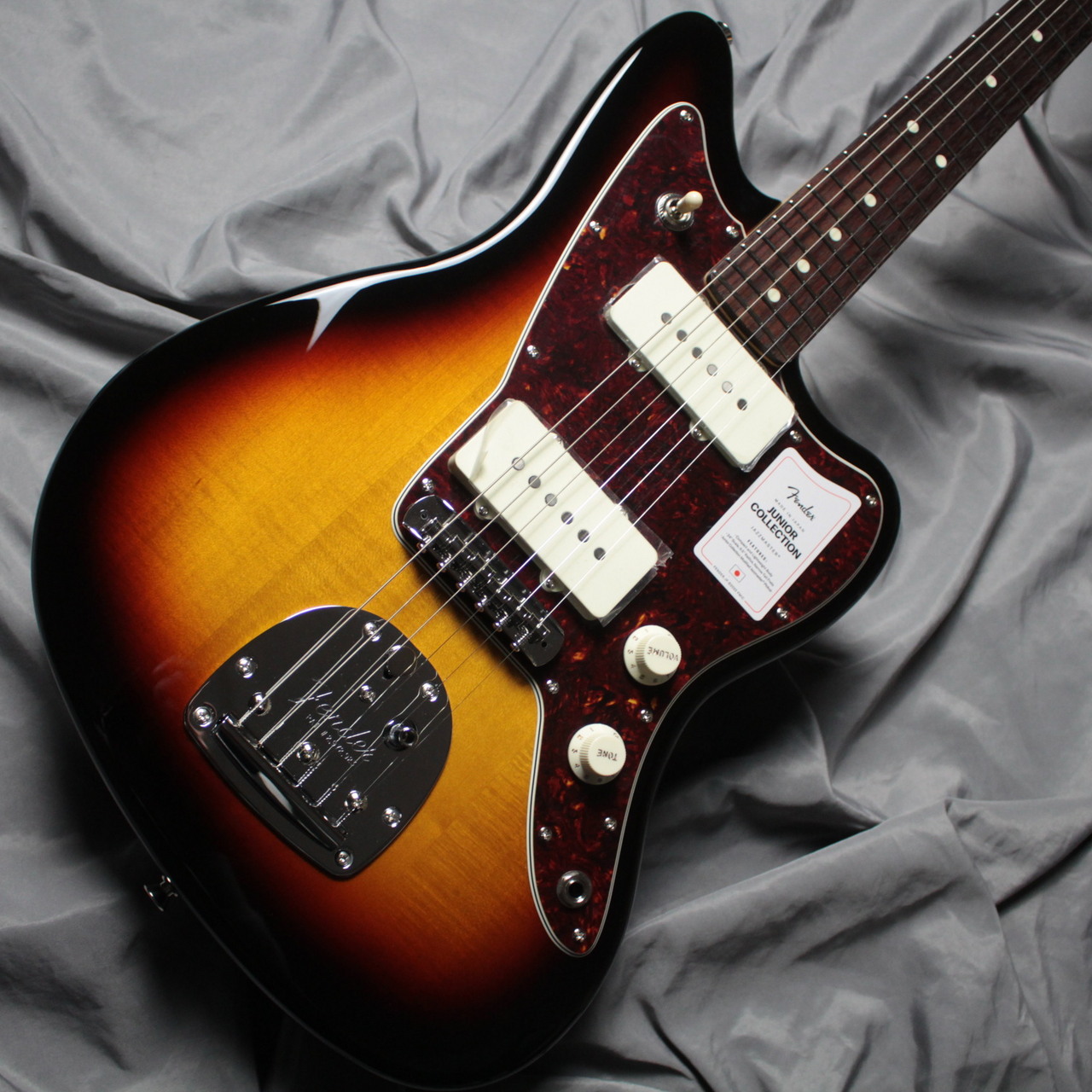 Fender Made in Japan Junior Collection Jazzmaste エレキギター