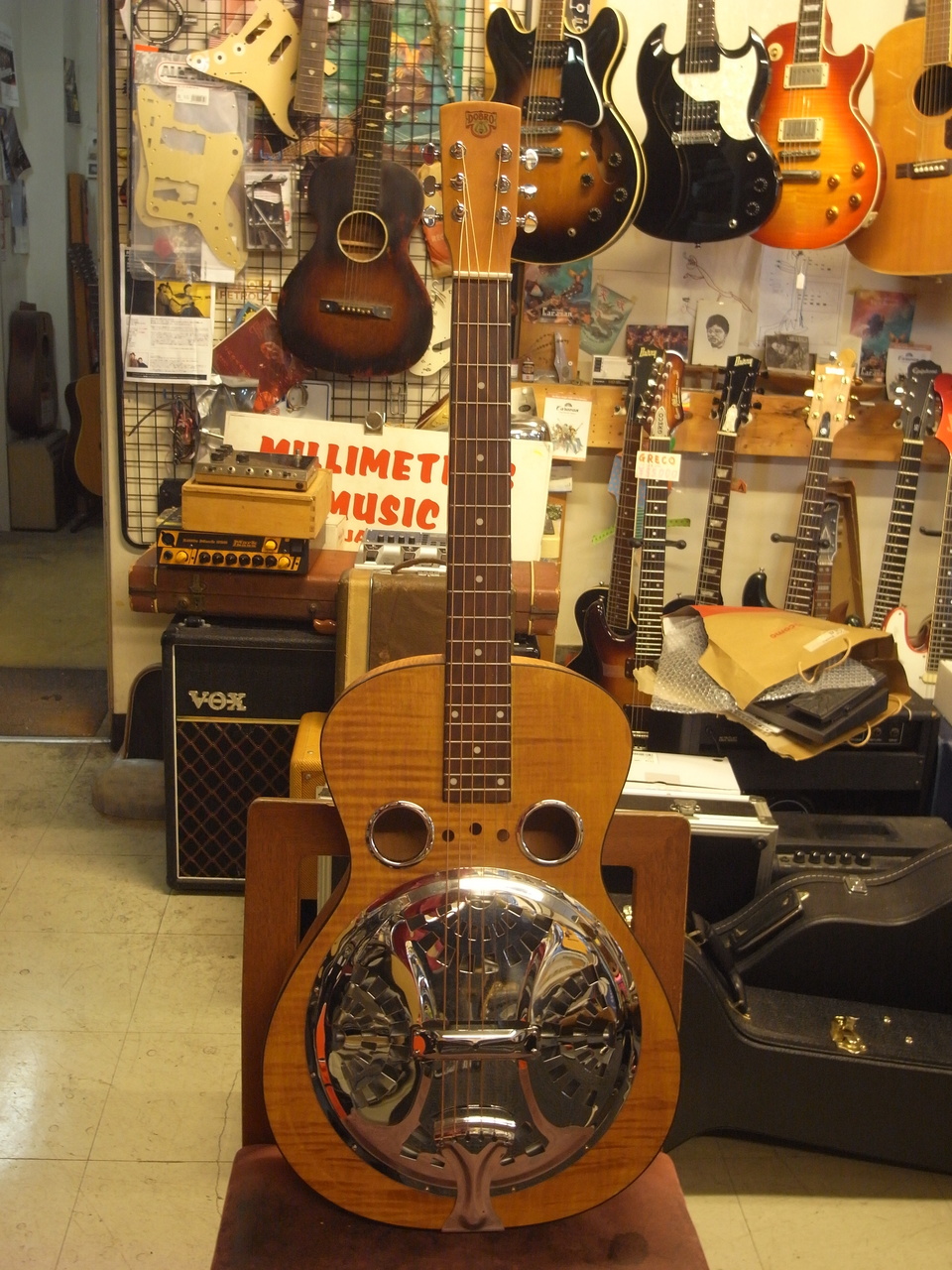 dobro hound dog square neck