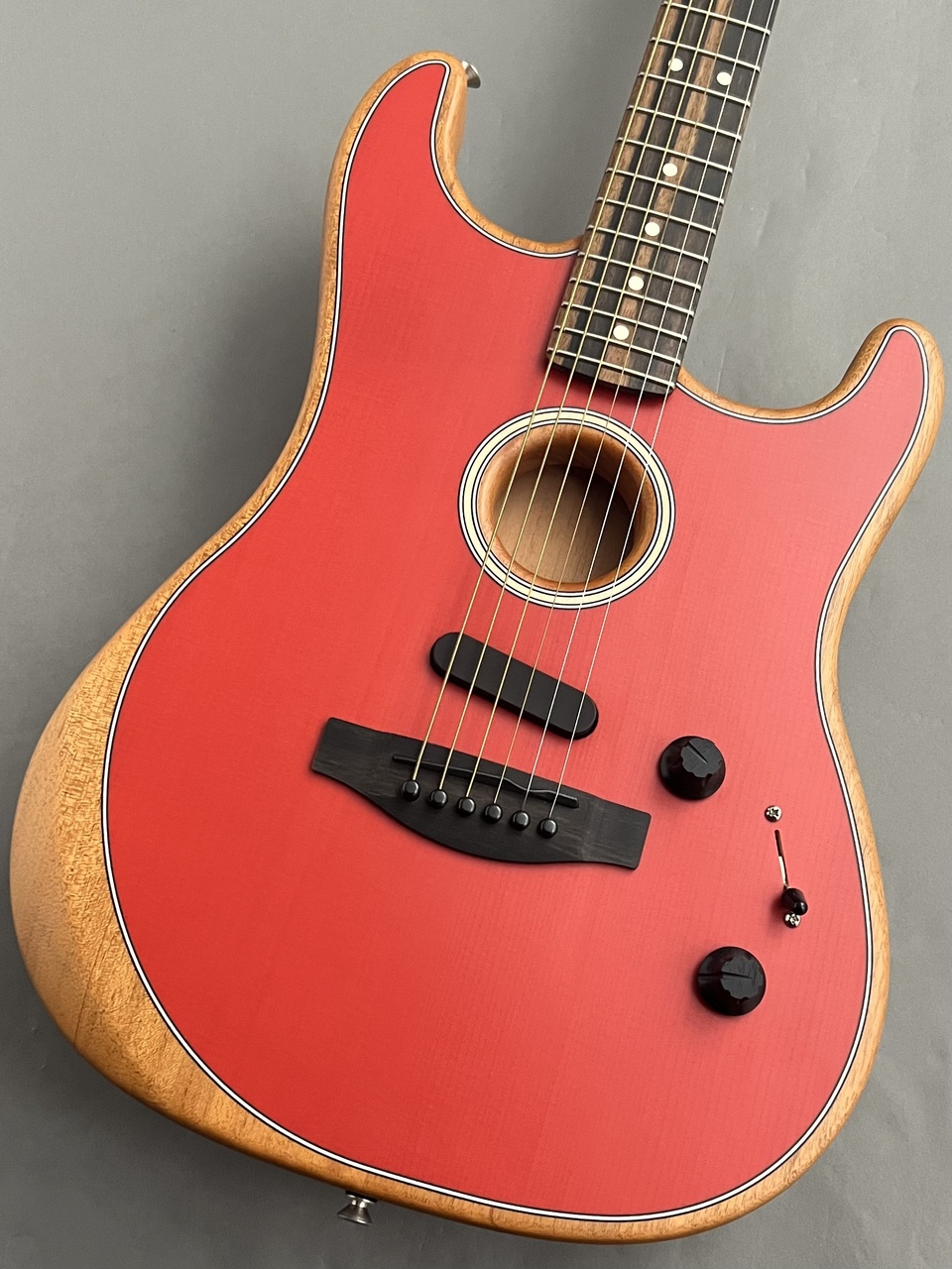 FENDER Fender American Acoustasonic Stratocaster Dakota Red