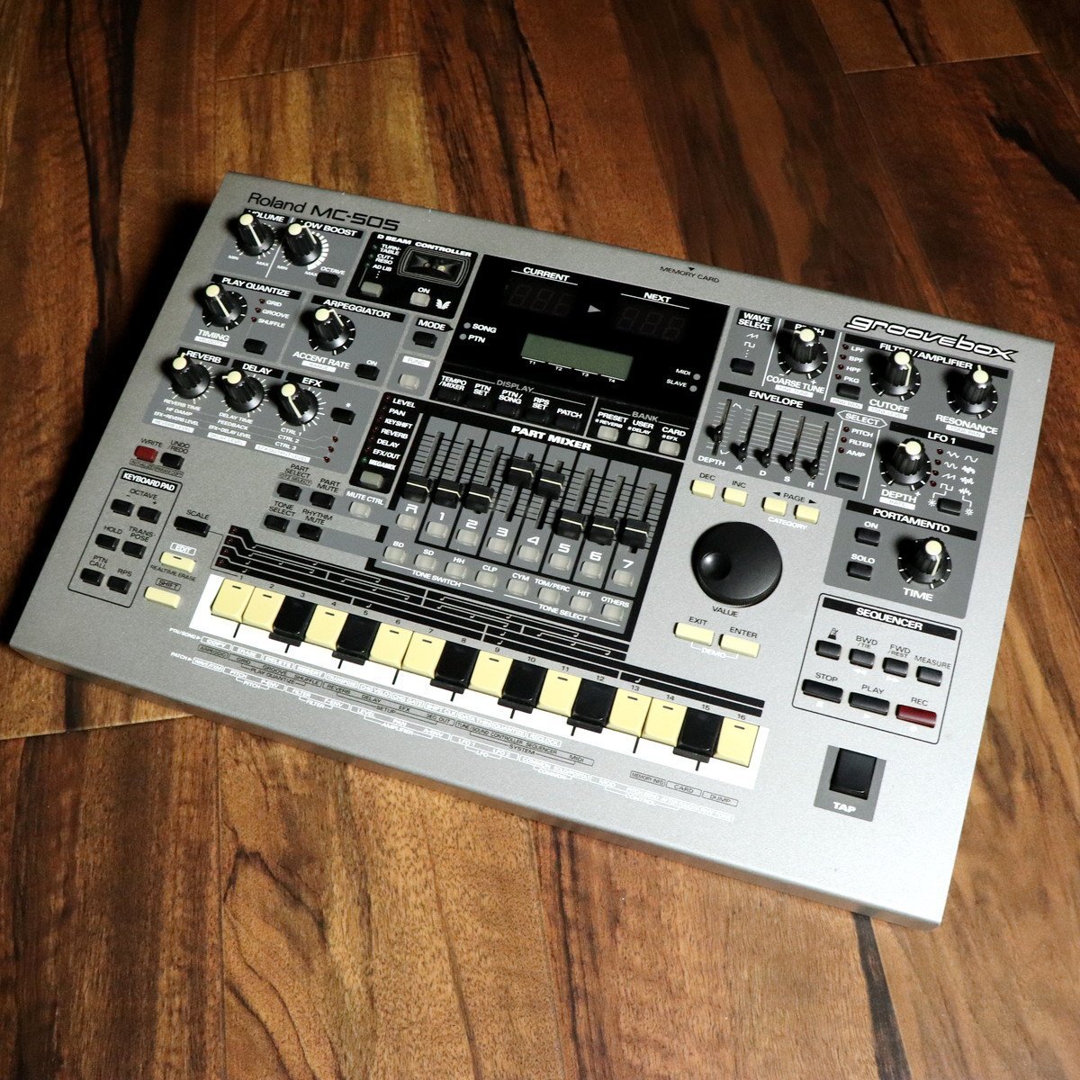 ROLAND MC-505 Groovebox www.krzysztofbialy.com