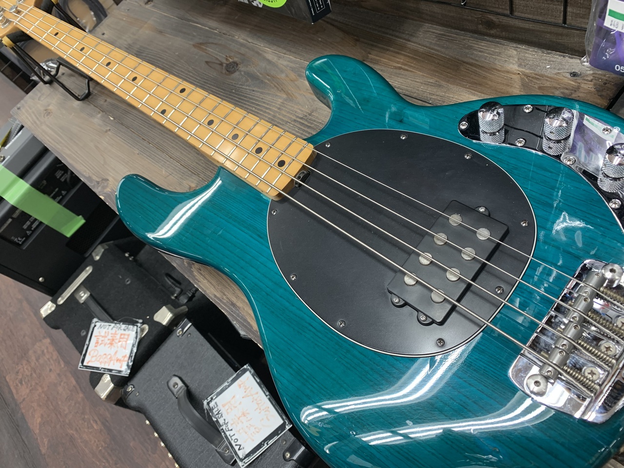 ワンオーナー musicman stingray EX ベース-