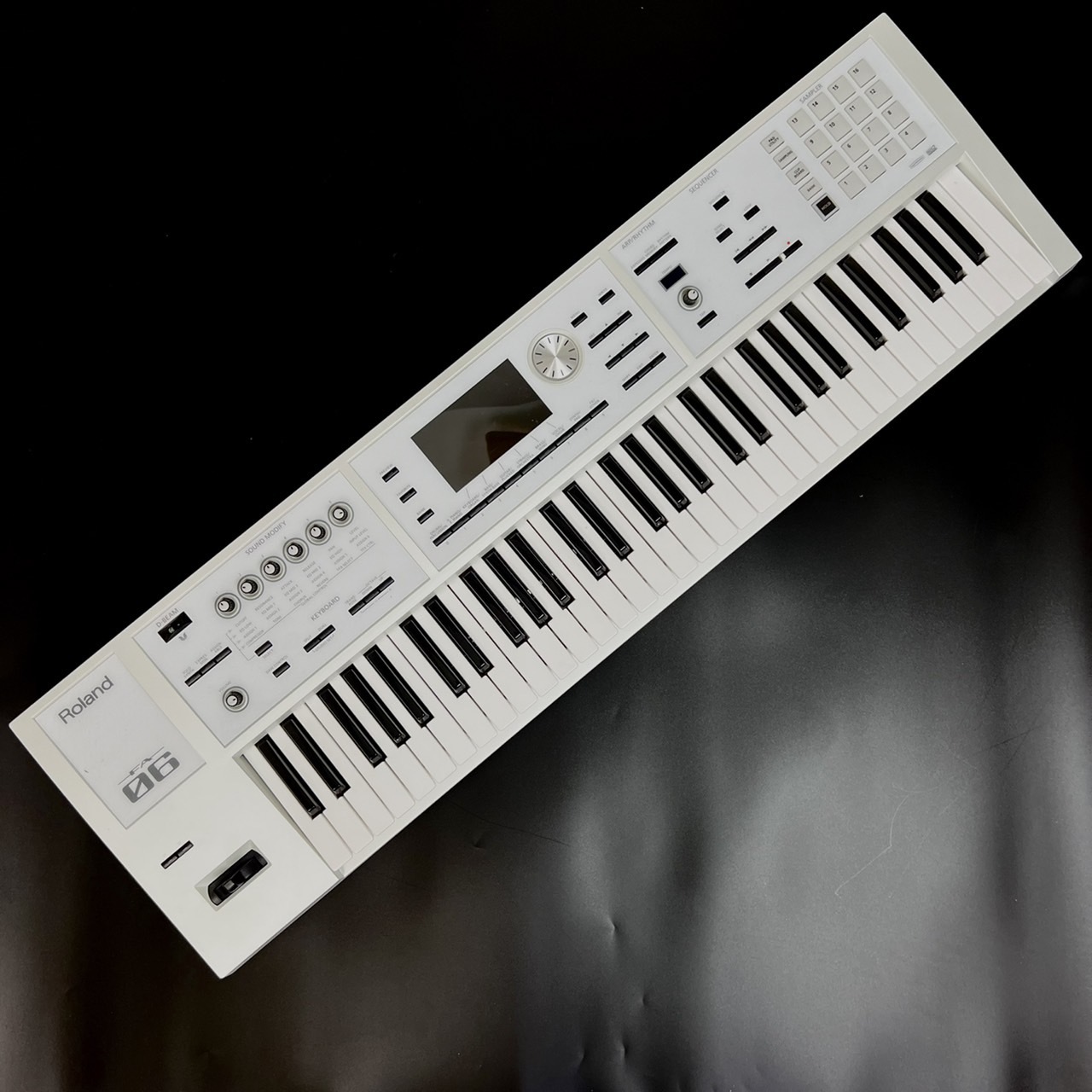 Roland 【中古】FA-06-SC/ホワイトカラー（中古）【楽器検索デジマート】