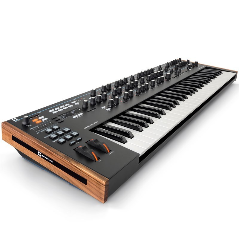 Novation SUMMIT（新品/送料無料）【楽器検索デジマート】