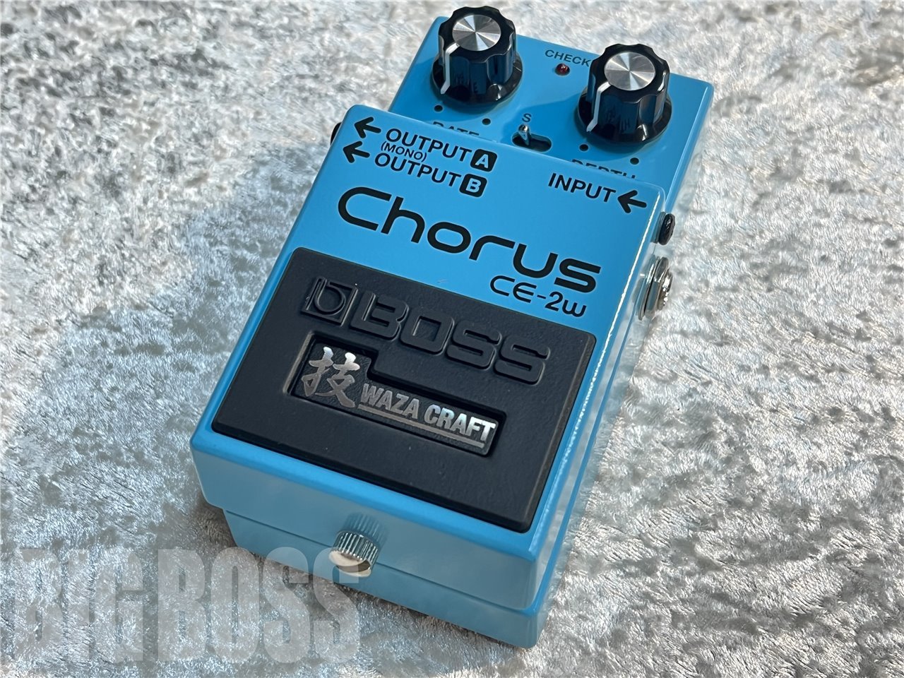 BOSS CE-2W