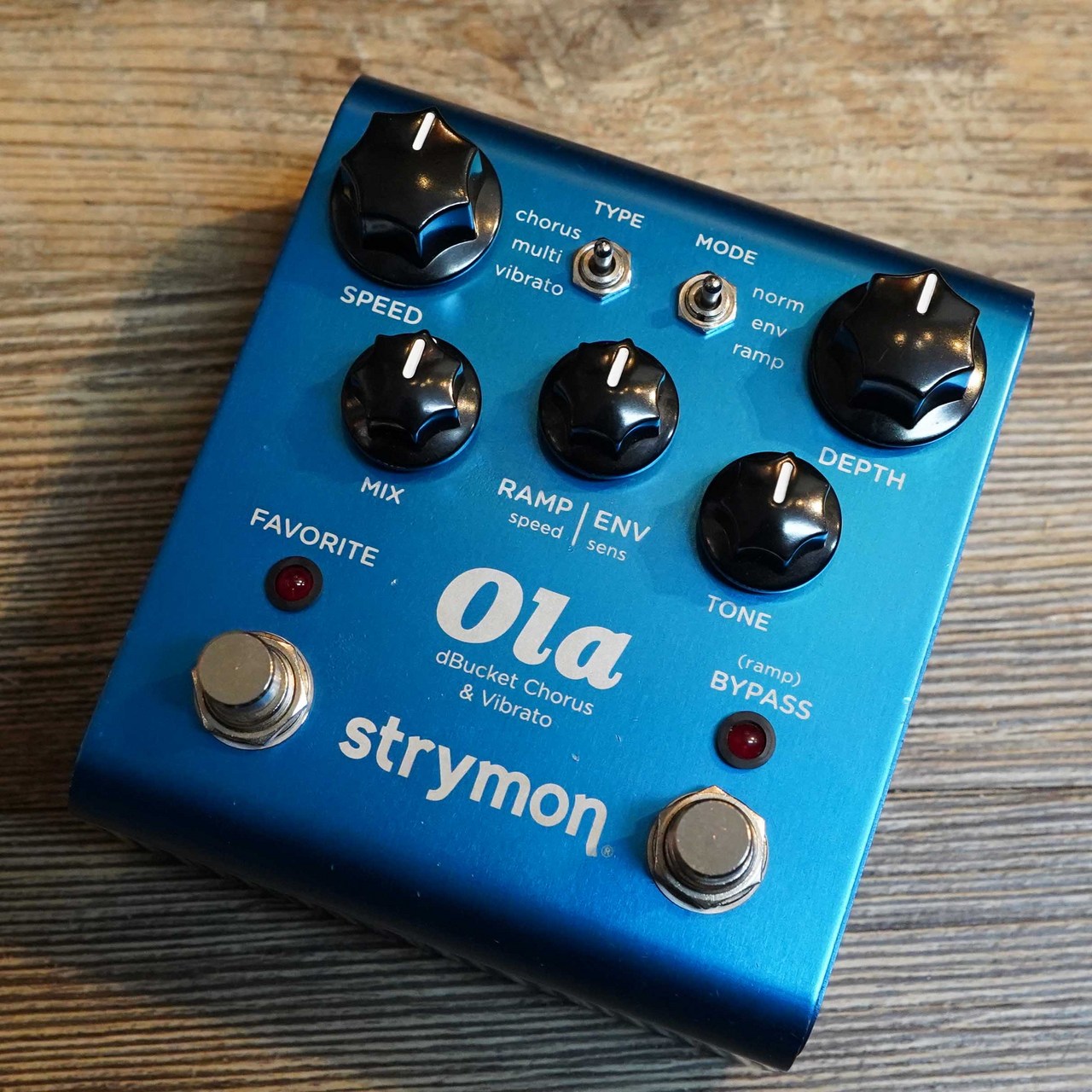 Strymon Ola コーラス/ビブラートペダルペダル - エフェクター