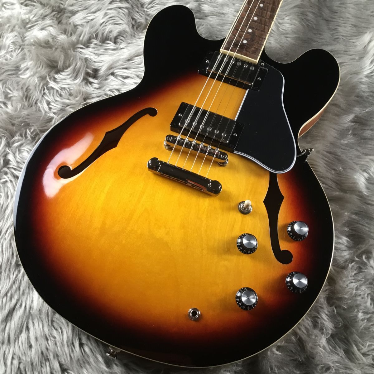 Epiphone ES-335 Vintage Sunburst セミアコギター（新品/送料無料